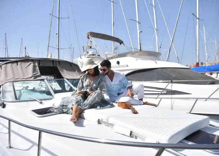 Luxury Boat Karamba 산미겔데아보나