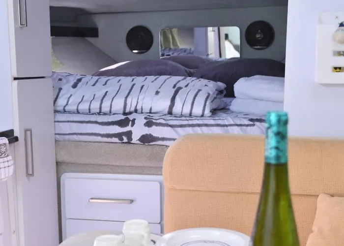 Luxury Boat Karamba 보트호텔 산미겔데아보나