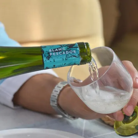 ספינת מלון Luxury Boat Karamba