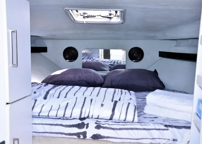 Luxury Boat Karamba * סן מיגל דה אבונה